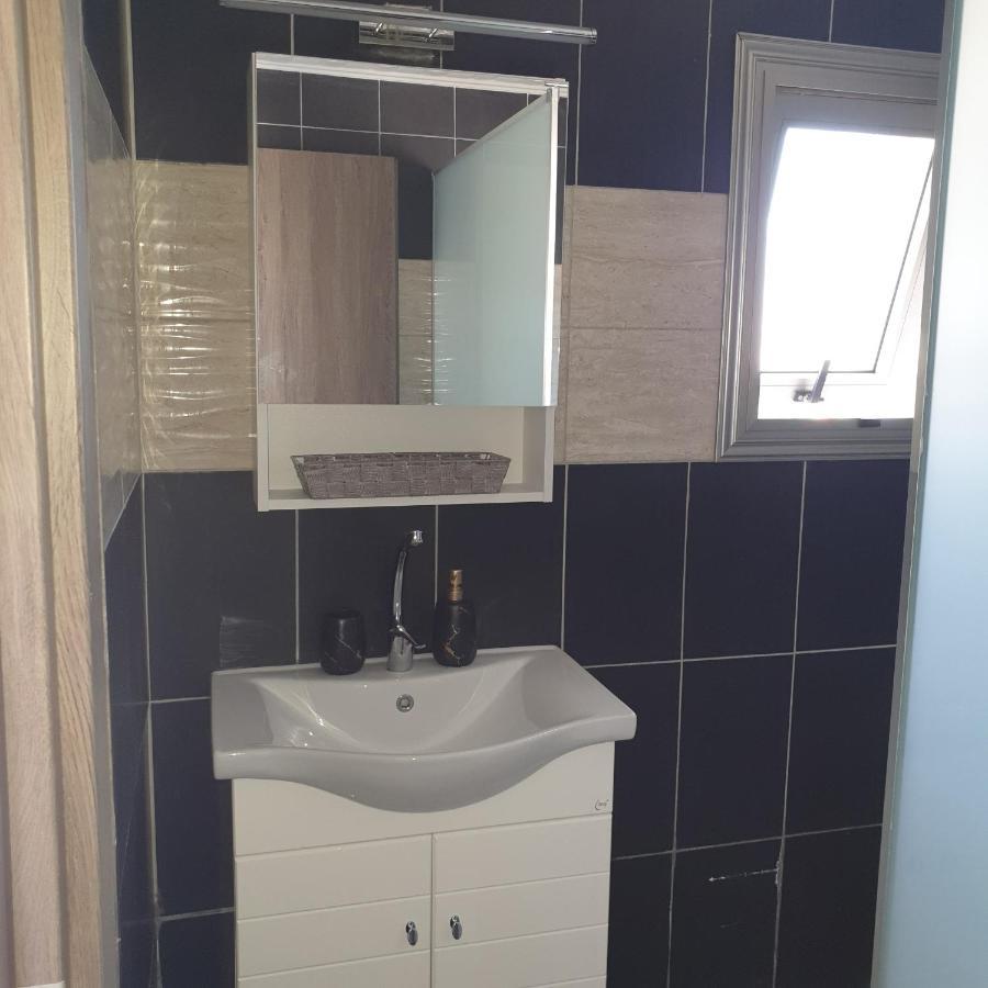 Ahoy Deluxe Apts Apartment ไอยานาปา ภายนอก รูปภาพ